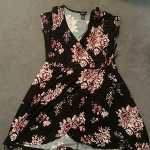 Large cute black dress with flowers.